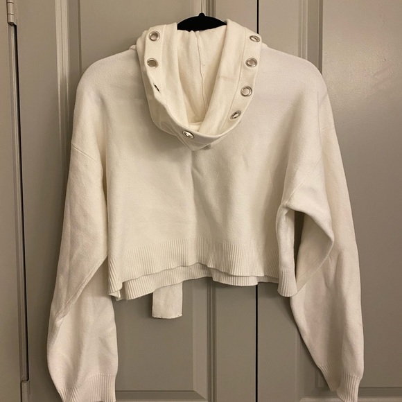 Zara White Cropped Hoodie with Metal Ring Details Size M - Picture 5 of 6
